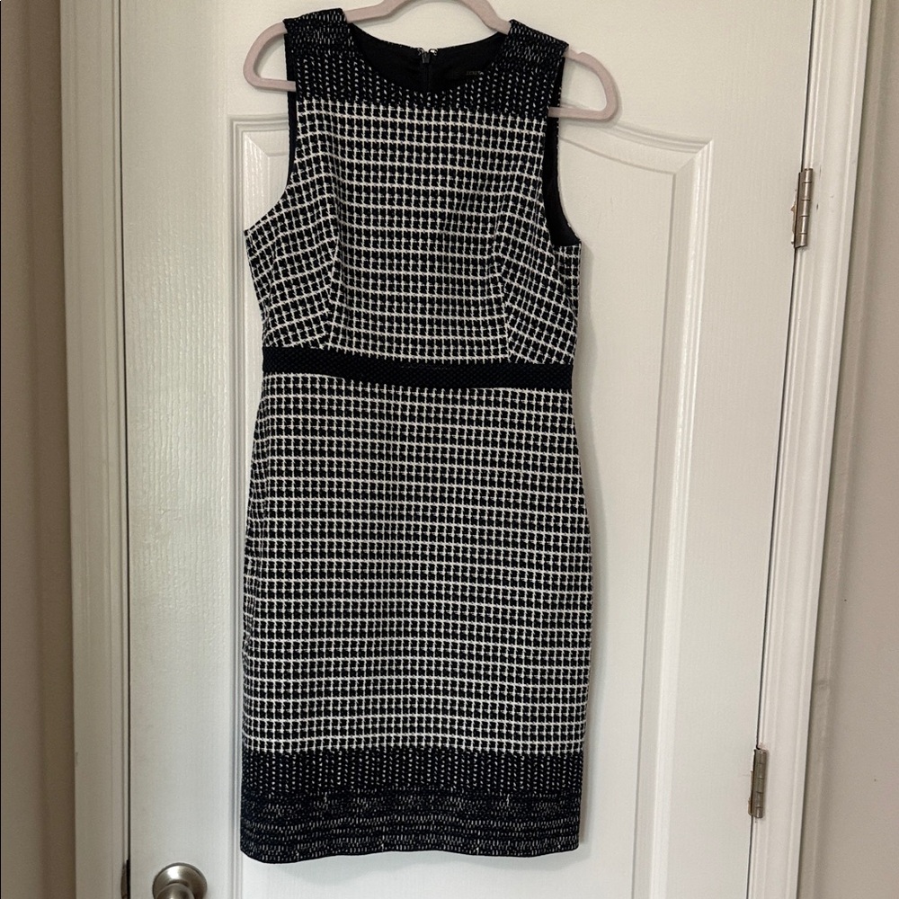 Chic Blue and White Checkered Midi Dress